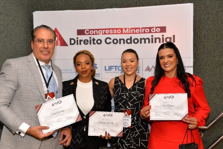 ELIZA NOVAES PALESTRA NO 1º CONGRESSO MINEIRO DE DIREITO CONDOMINIAL 02